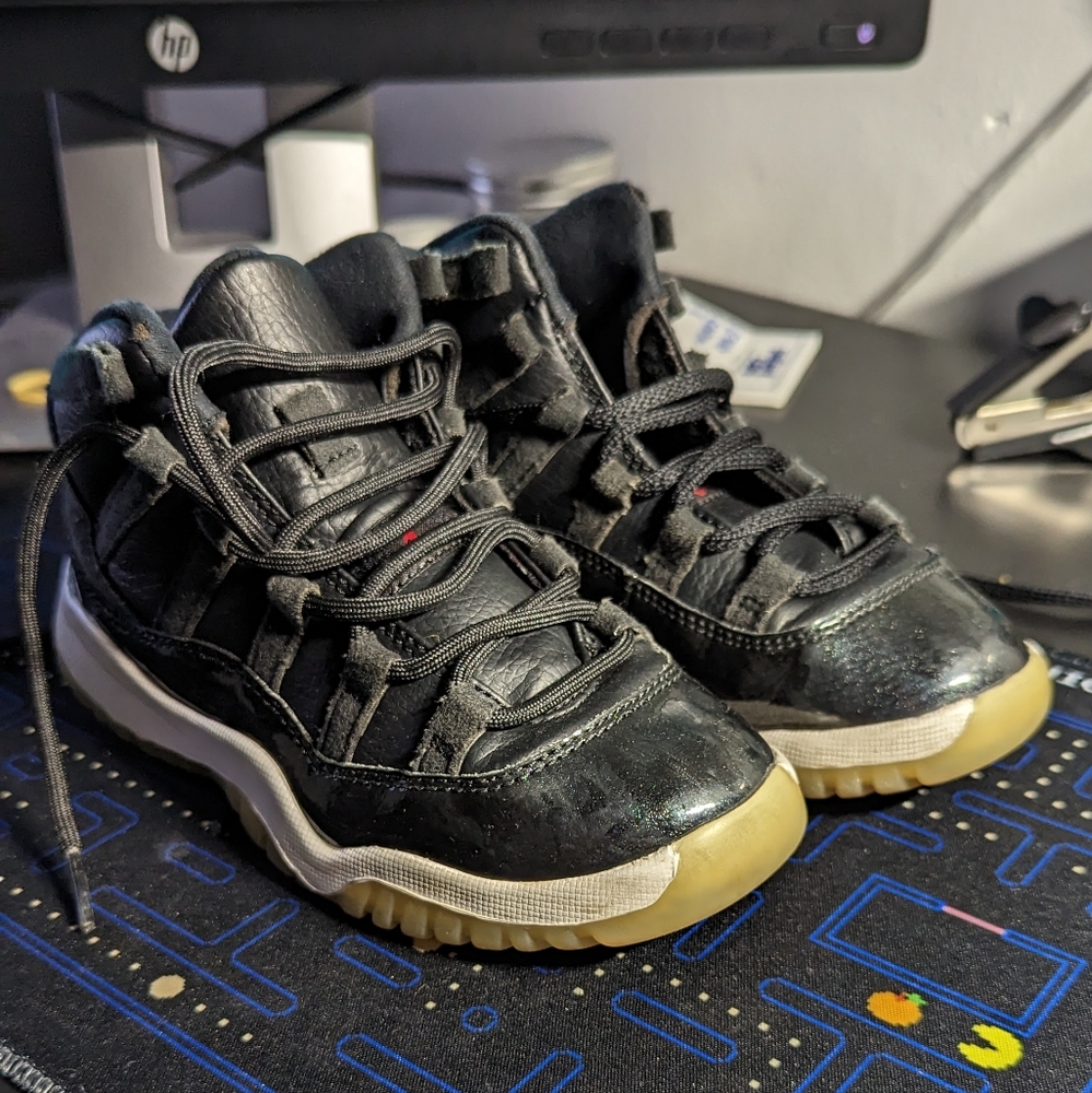 Jordan 11 (Toddler)